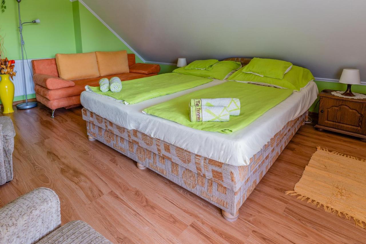 Gal Apartmanhaz Harkány Exterior foto