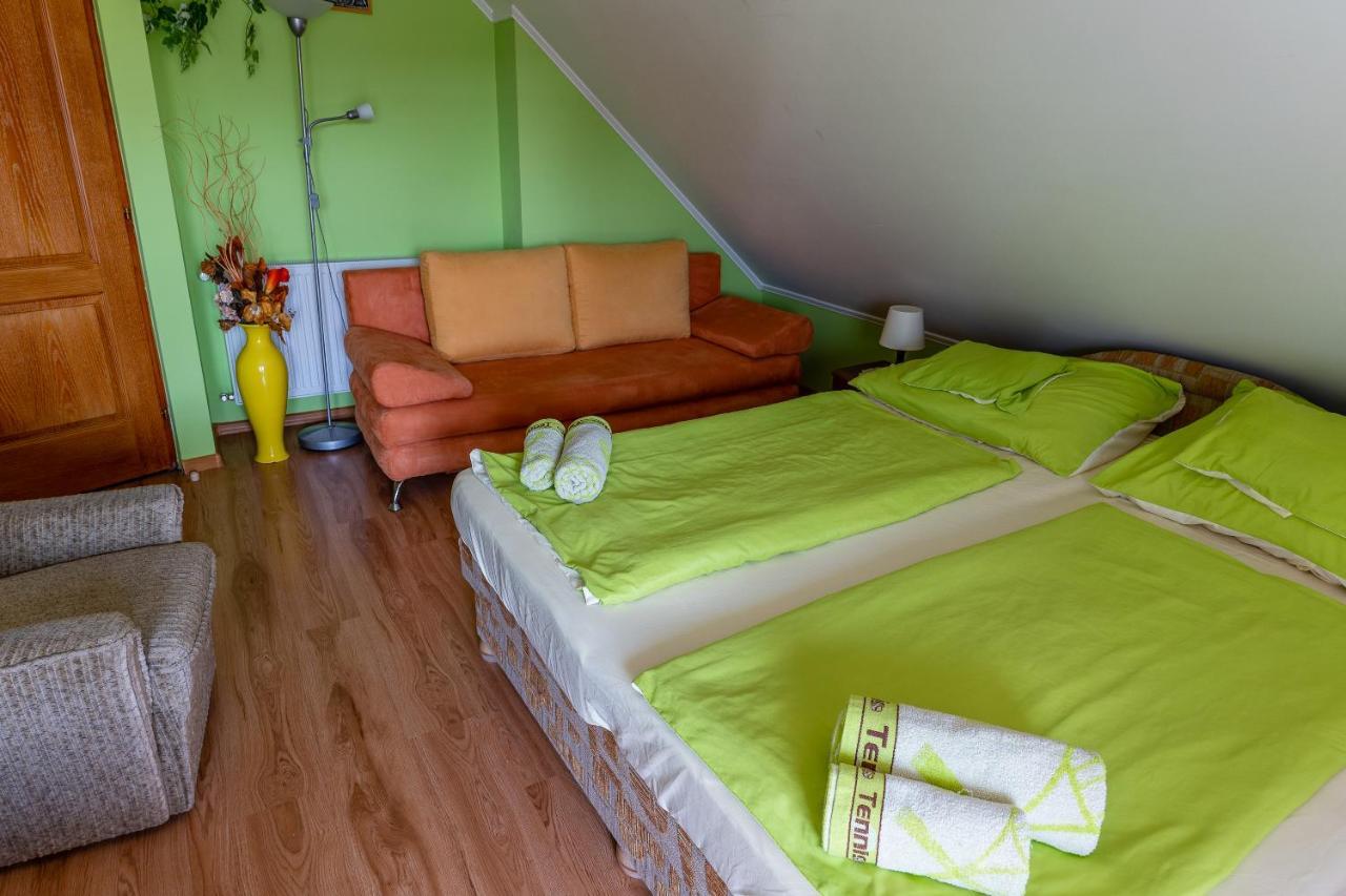 Gal Apartmanhaz Harkány Exterior foto