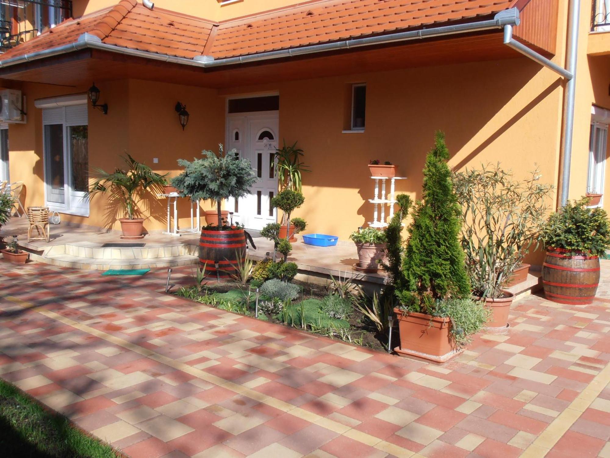 Gal Apartmanhaz Harkány Exterior foto