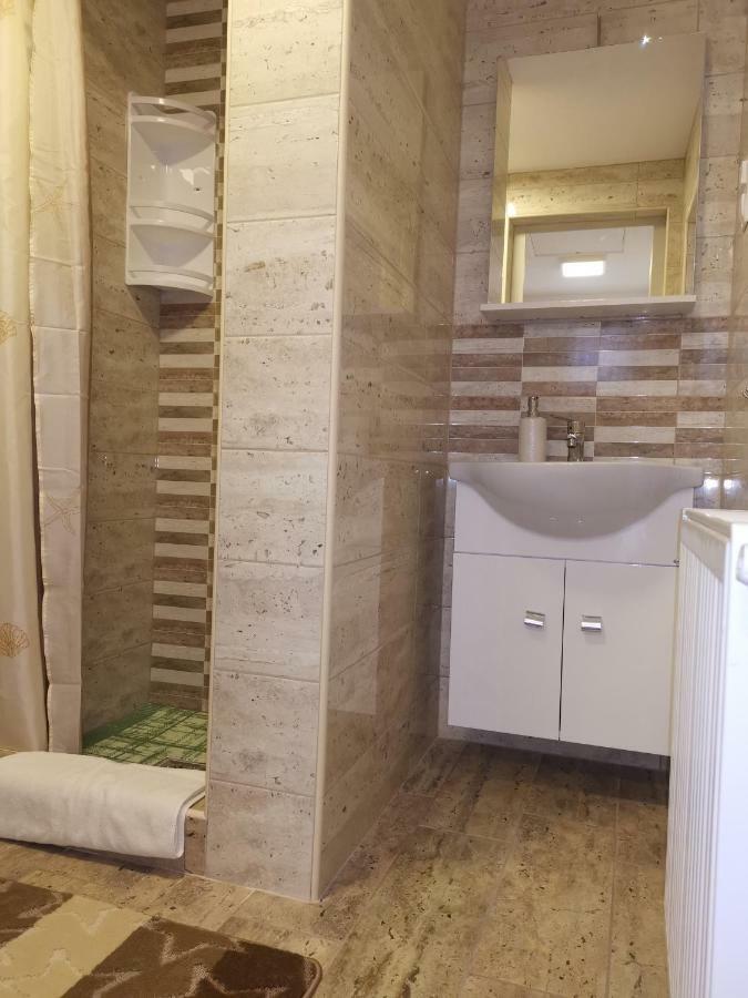 Gal Apartmanhaz Harkány Exterior foto